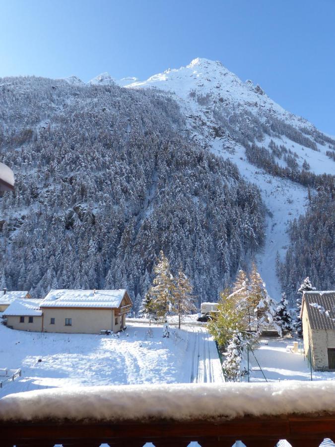 Tranquillite Et Authenticite Au Pied Des Ecrins Apartment Villar-d'Arene Exterior photo